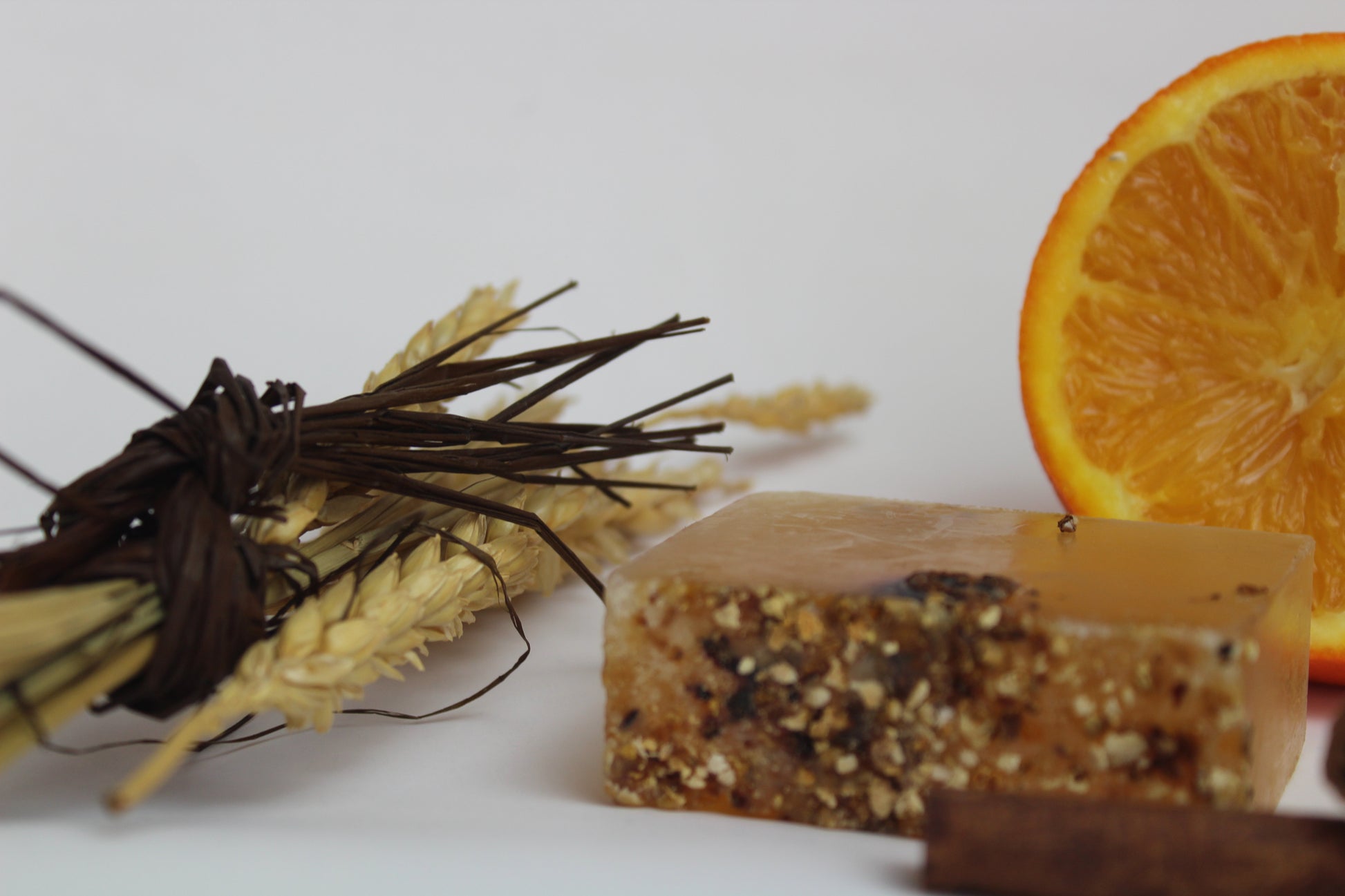Savon naturel à la glycérine cannelle et écorce d'orange 100 g