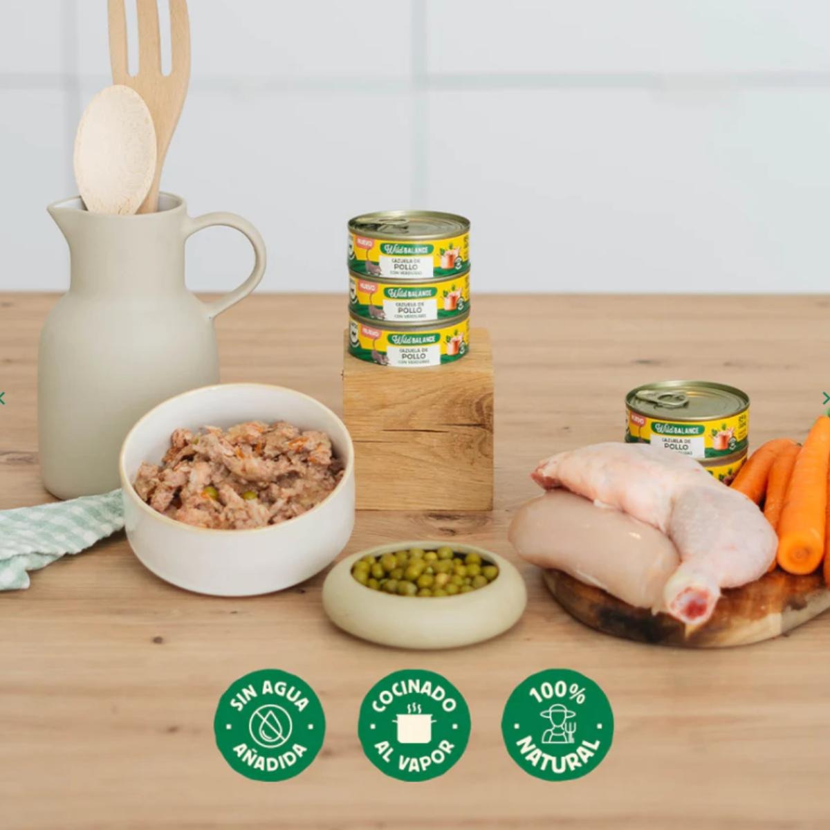 Pack 6x Cazuela de pollo para gatos 80 g + Regalo: Tapa reutilizable para latas, Wild Balance