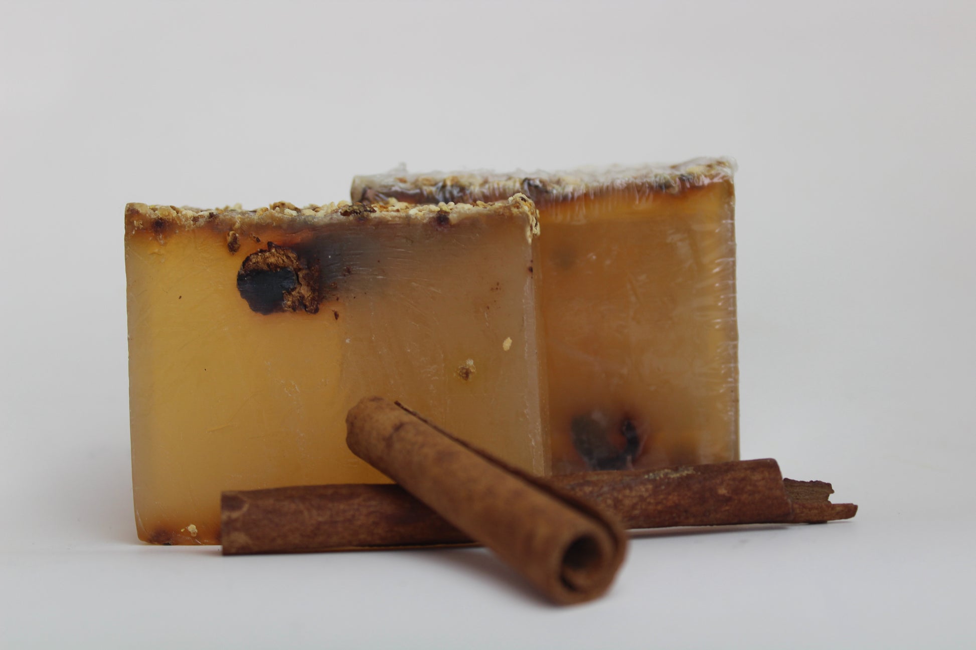 Savon naturel à la glycérine cannelle et écorce d'orange 100 g