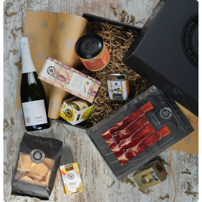 Cesta Regalo XL especial Brunch La Chinata con 9 Productos.