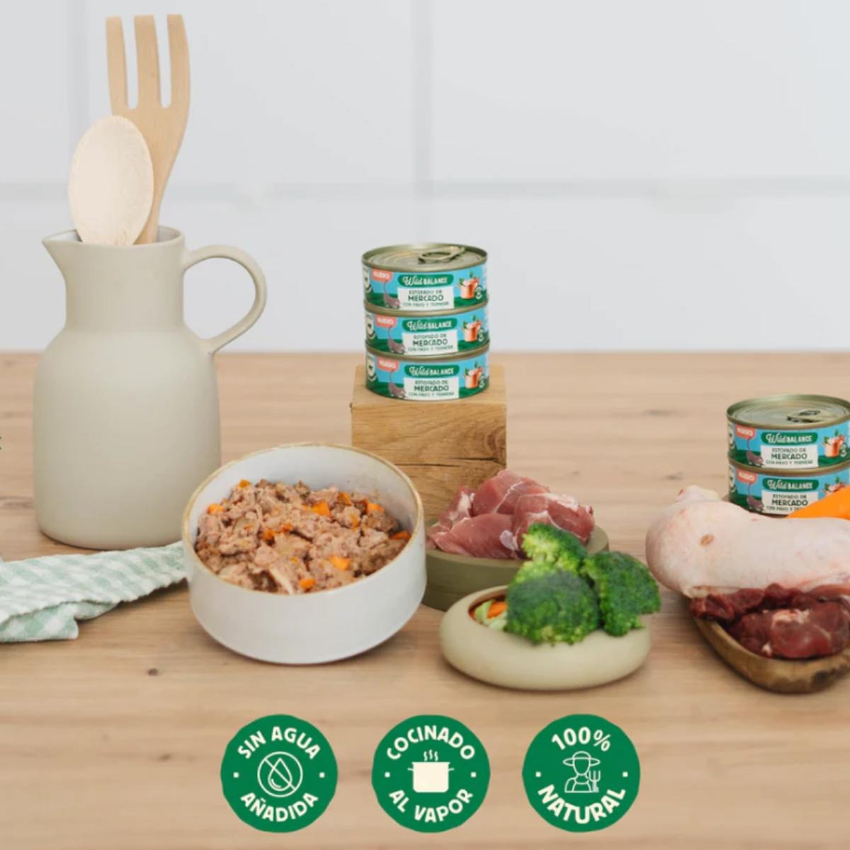 Pack 6x Estofado de mercado con pavo y ternera para gatos 80 g + Regalo: Tapa reutilizable para latas, Wild Balance